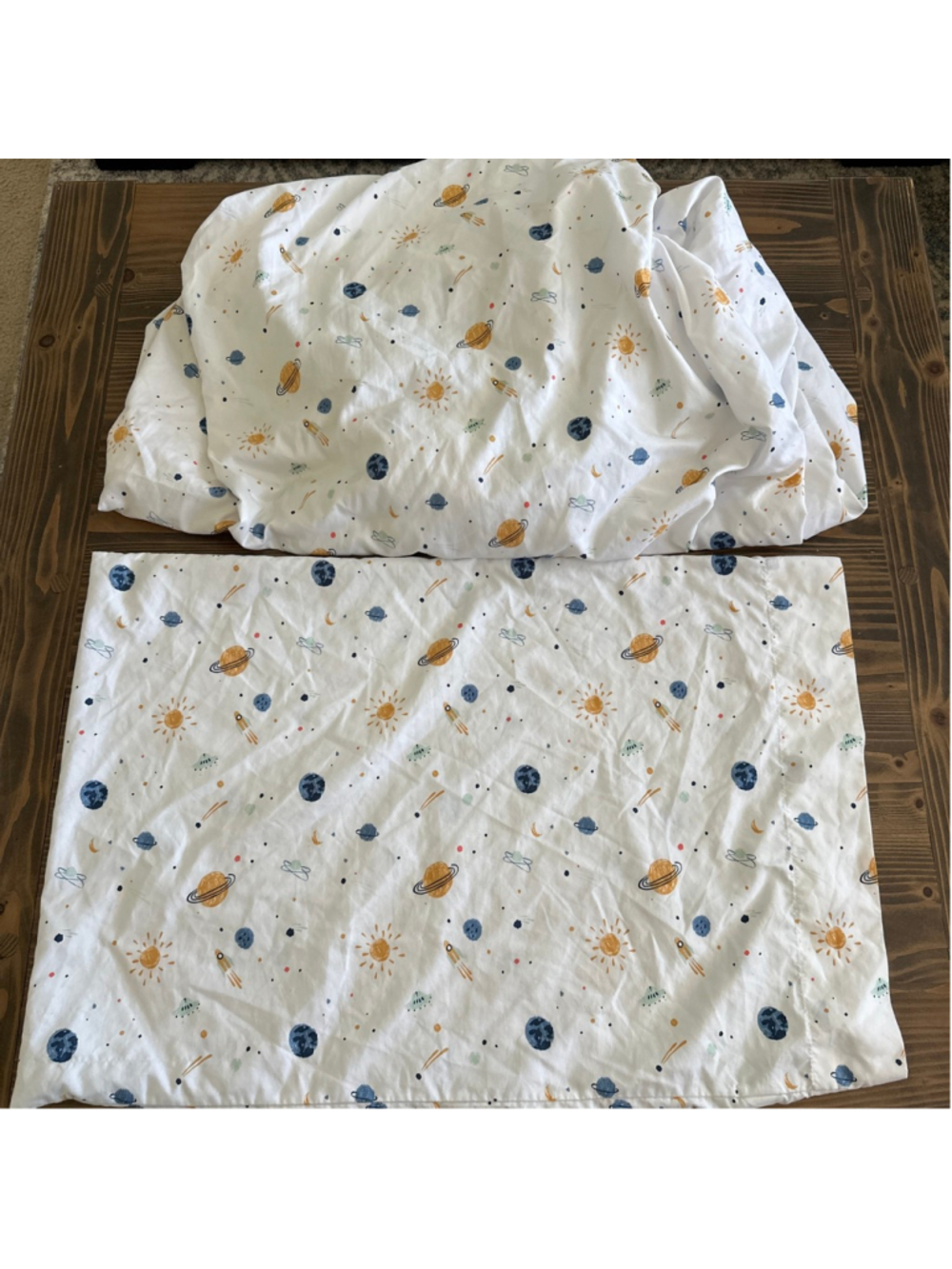 Pillowfort Twin Fitted Sheet Space Print White Blue Rockets Planets